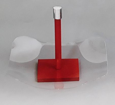 Φρουτιέρα με ξύλινη λαβή και διαφανής βάση