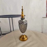 Διακοσμητική  Γυάλινη Φοντανιέρα Με Χρυσό Μεταλλικό Καπάκι Και Αντικέ Πόδι  38x9.5cm